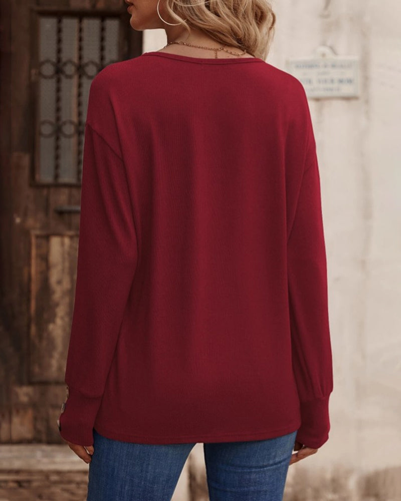 Soft Women’s V-Neck Sweater with Long Sleeves