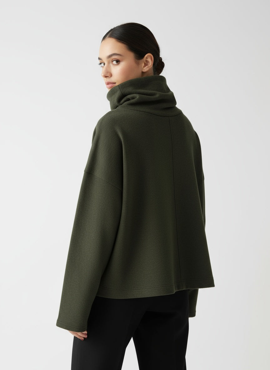 Soft Oversized Women’s Sweater with Turtleneck and Long Sleeves