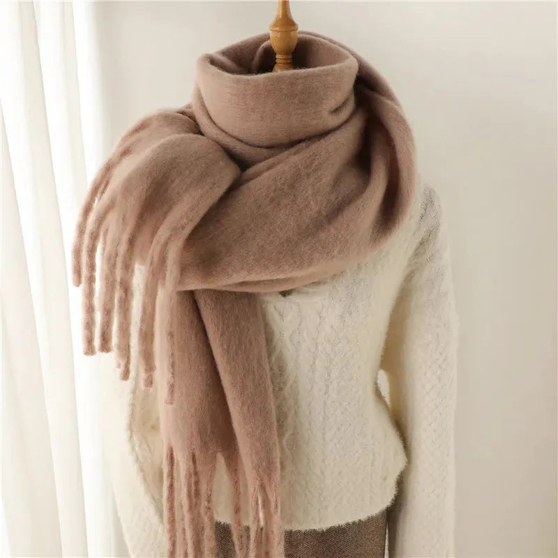 Long Elegant Women’s Winter Scarf with Fringe Detailing