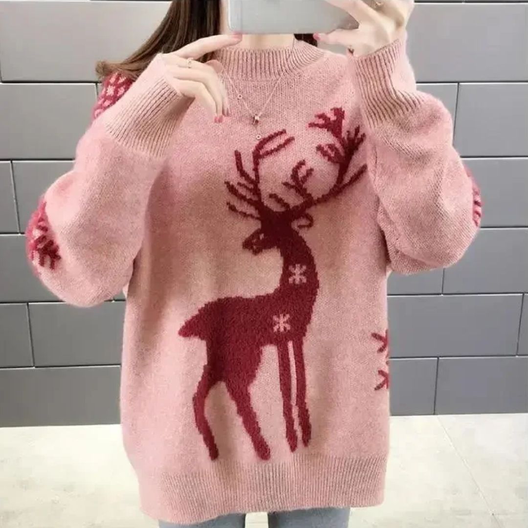 Soft Oversized Women’s Christmas Sweater with Reindeer Print