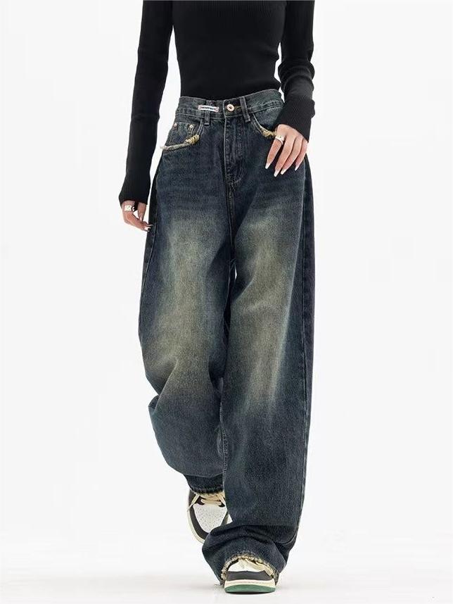 Stylish Women’s Loose-Fit Jeans with Vintage Washed Look