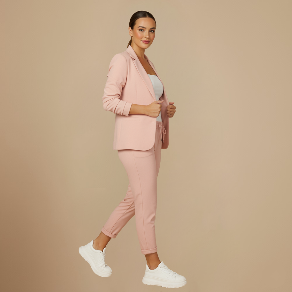Stylish Women’s Set with Blazer and Matching Trousers