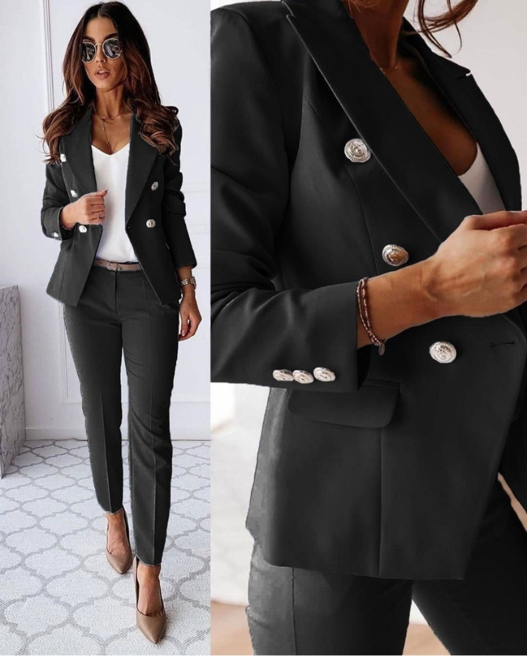 Chic and Elegant 2-Piece Women’s Blazer Set