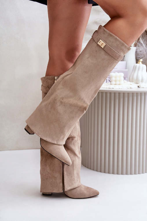 Elegant Women’s Knee-High Boots with Buckle and Pointed Toe