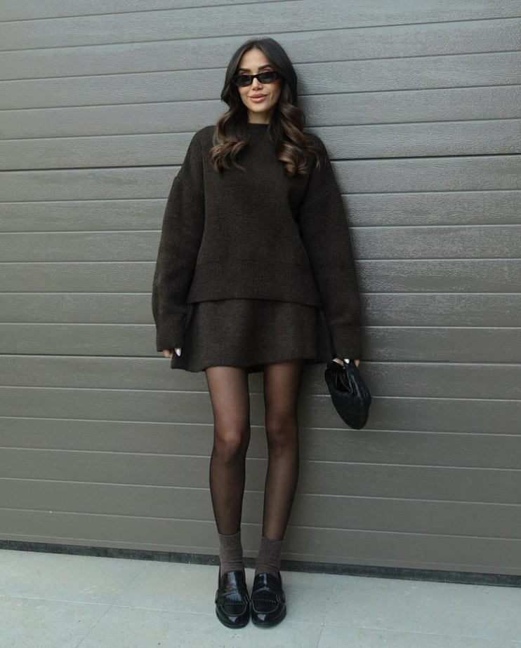 Soft and Elegant Women’s Set with Knit Sweater and Skirt