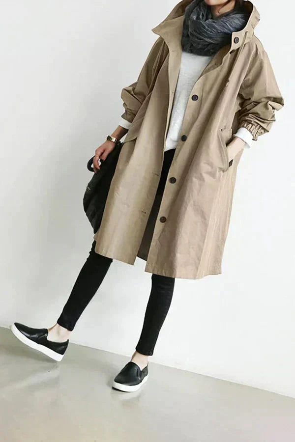 Elegant and Waterproof Women’s Coat with Hood