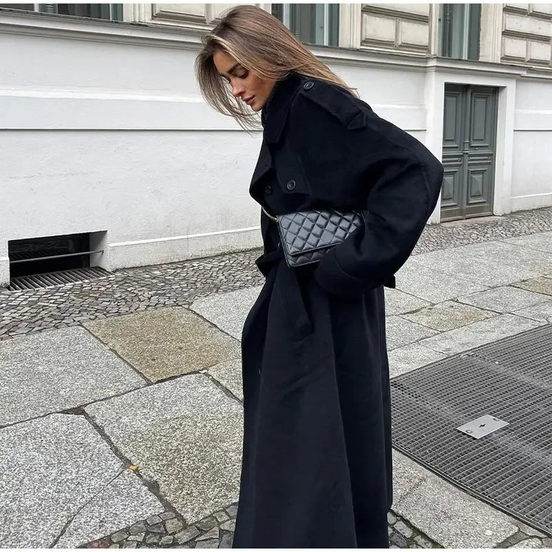 Black Oversized Winter Coat with Belt and Classic Collar