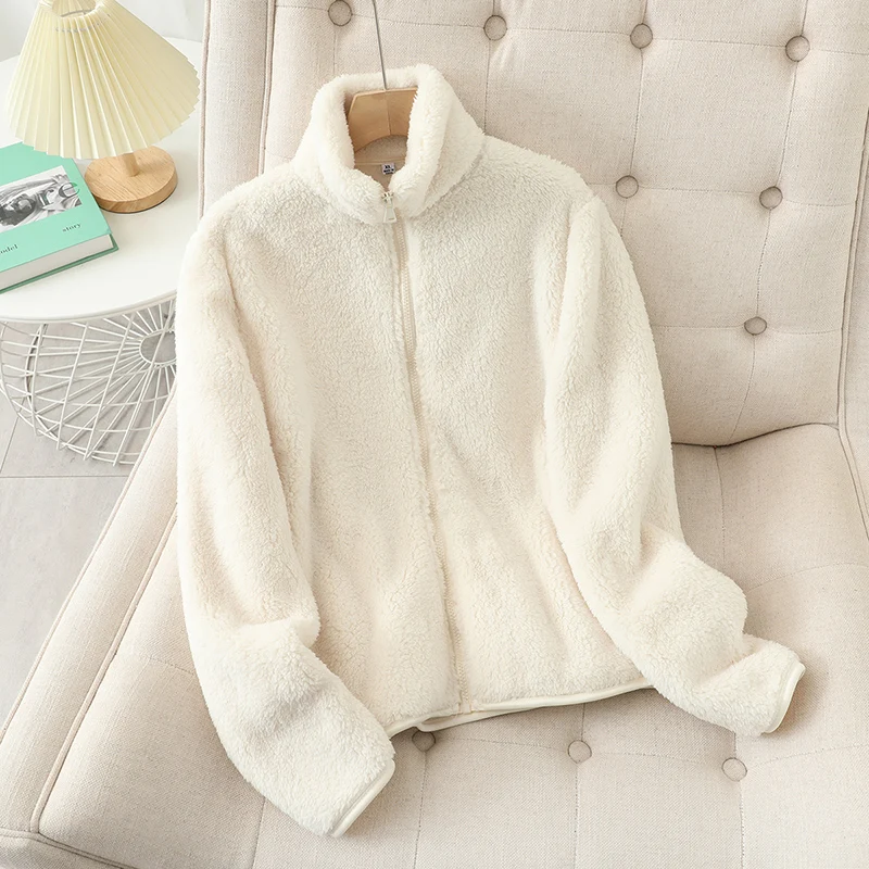Soft and Warm Women’s Fleece Jacket with High Collar and Zipper