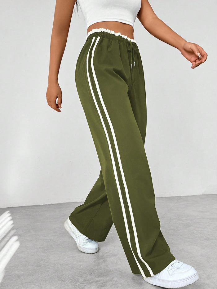 Sporty and Comfortable Women’s Pants with High Waist and Stripes