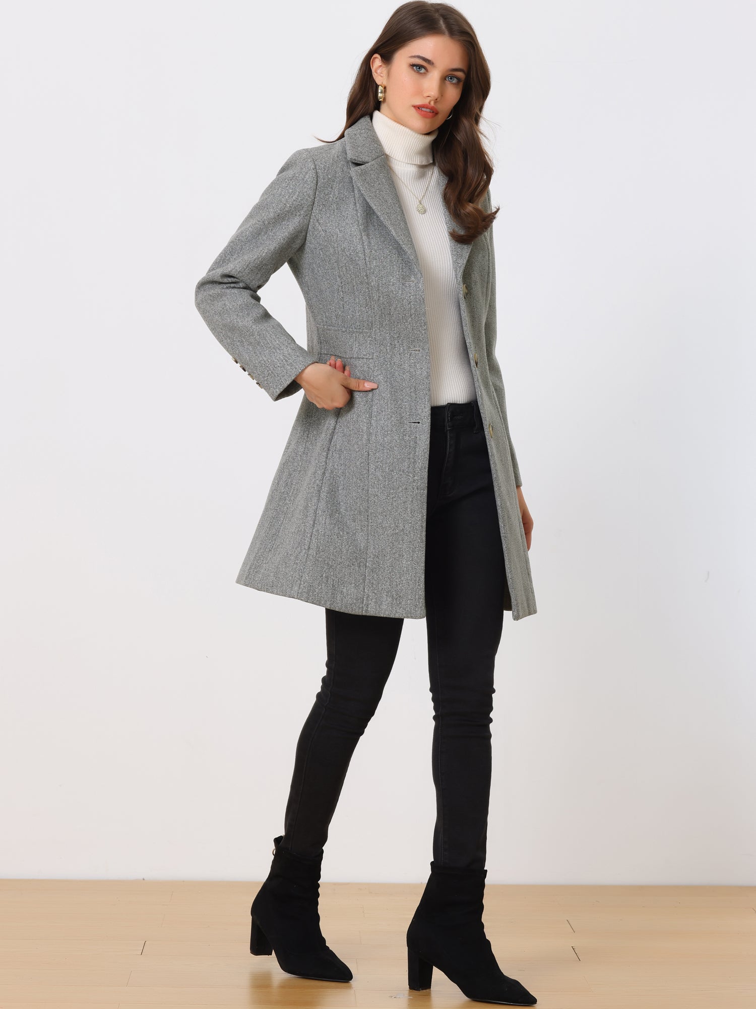 Comfortable Long Women’s Winter Coat with Buttons