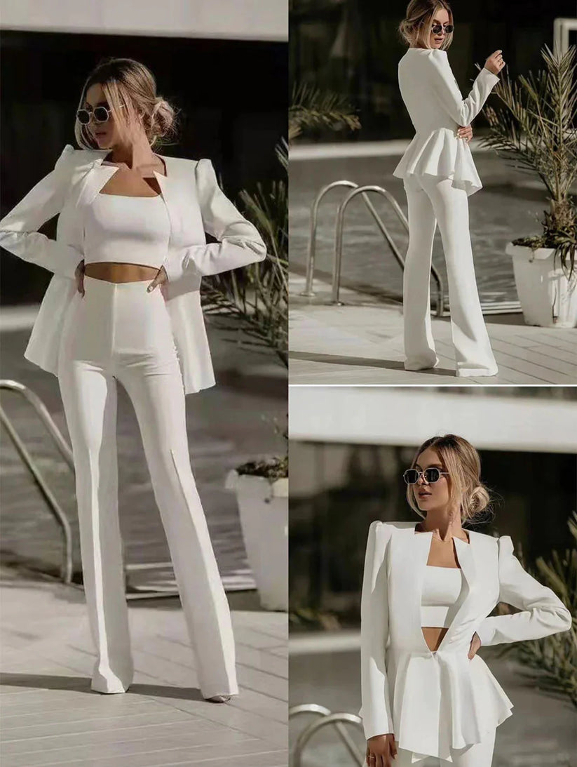 Elegant Women’s Blazer and High-Waist Trouser Set
