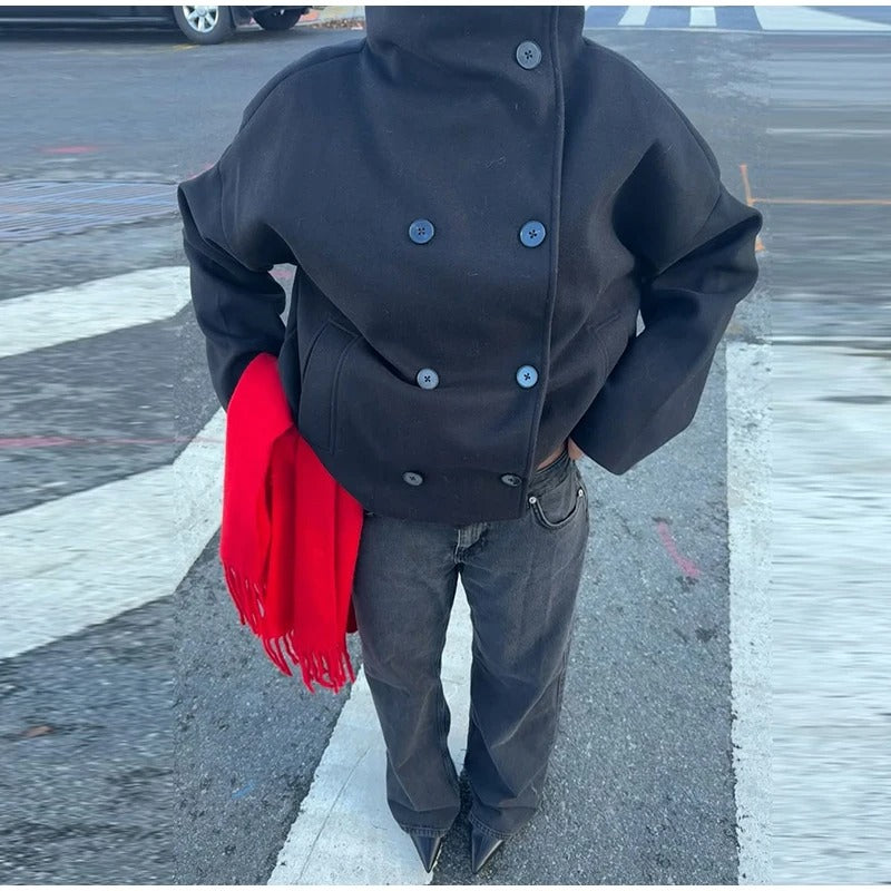 Stylish Women’s Coat with High Collar and Double-Breasted Design